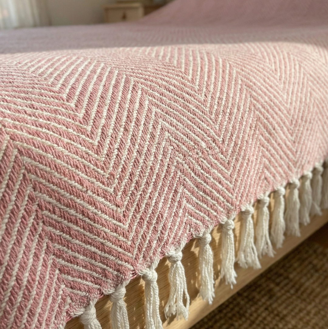 Çift Kişilik Pike 200x230 cm – Pamuk Karışımlı, Çift Taraflı, Hafif & Nefes Alabilen Battaniye (Pamuk Şeker Pembe)